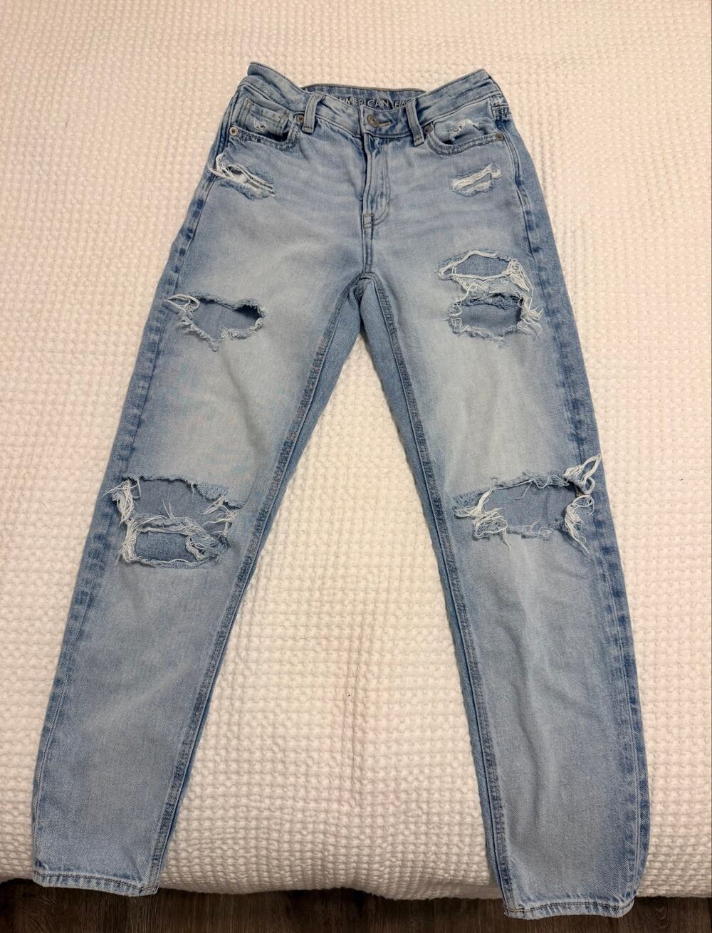 American Eagle Mom Straight Jeans Women Light Wash Heavily Distressed Denim- 000
